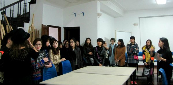 LONDON COLLEGE FOR FASHION STUDIES START THE SPRING TERM 2012 SUCCESSFULLY0.8937805906983765