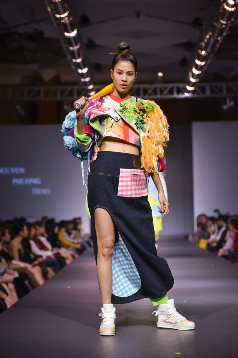 'Giai điệu lạ' của Denim trong những thiết kế thời trang cá tính0.7624447846733206
