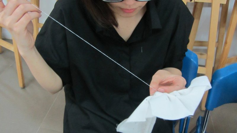 NGHỆ THUẬT SMOCKING TRONG SÁNG TẠO CHẤT LIỆU0.21073867556114123