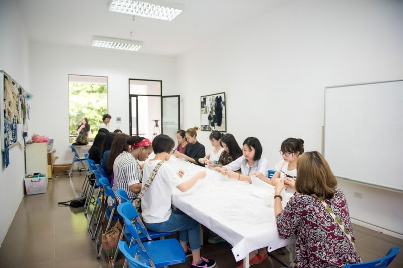 GIỚI TRẺ HÀ THÀNH ĐI KHÁM PHÁ TÀI NĂNG THIẾT KẾ SÁNG TẠO0.5317573242143119