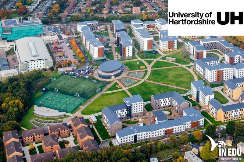 university-of-hertfordshire-hoc-phi-tot-hoc-bong-hap-dan.jpg